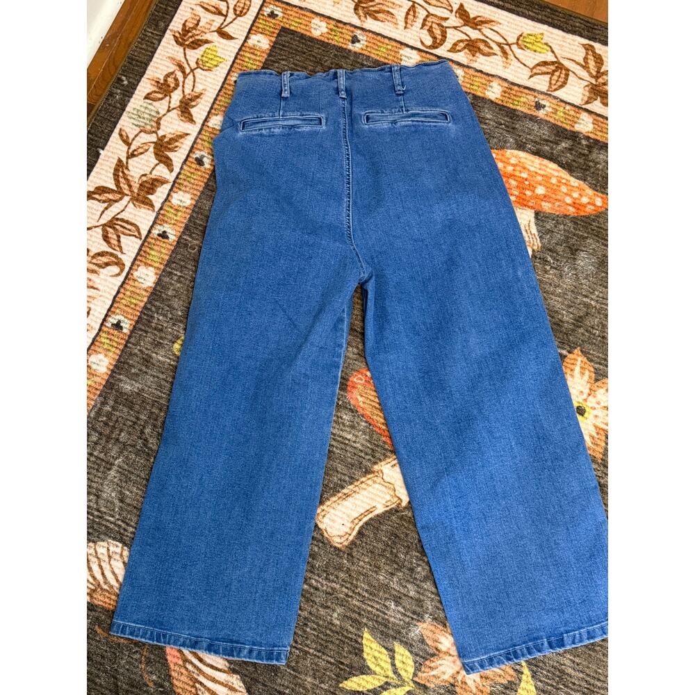 High Rise Wide Leg Cropped Jeans Women’s Size 10 Button Front Gaucho Denim - Picture 2 of 4